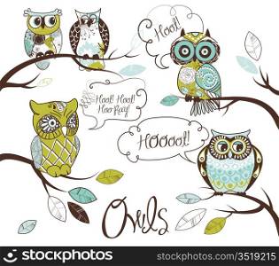 Collection of five different owls with speach bubbles