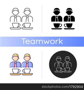 Common breaks icon. Coworking during coffee break. Lunch time colleagues conversation. Office discussion during snack time. Linear black and RGB color styles. Isolated vector illustrations. Common breaks icon