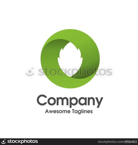 creative simple circle innovation green leaf ecology nature element vector icon