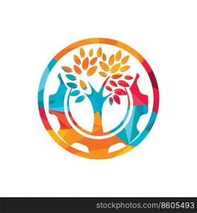 Gear tree vector logo design template. Modern nature technology logo. Green eco tech and industry logo concept.	