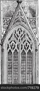Gothic window of the late fifteenth century arch tierce point three mullions, ending in a fiery network, vintage engraved illustration. Industrial encyclopedia E.-O. Lami - 1875.