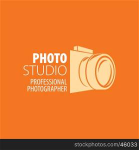 logo camera the photographer. template design logo photo studio. Vector illustration of icon