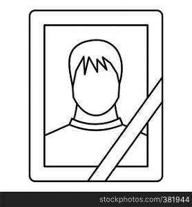 Memory portrait icon. Outline illustration of memory portrait vector icon for web. Memory portrait icon, outline style