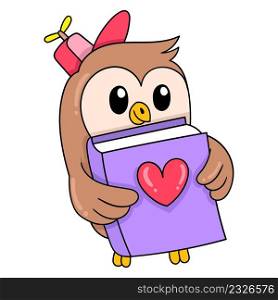 owl is bringing love book to study