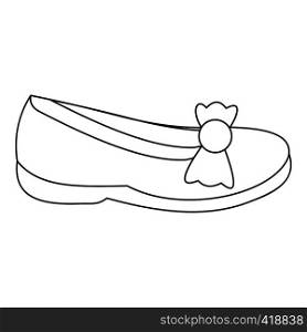 Shoe icon. Outline illustration of shoe vector icon for web. Shoe icon, outline style
